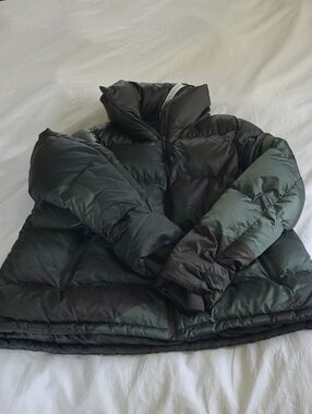 Lululemon Camo Print Puffer Coat, Size 6, Small Flaws (See Photo)